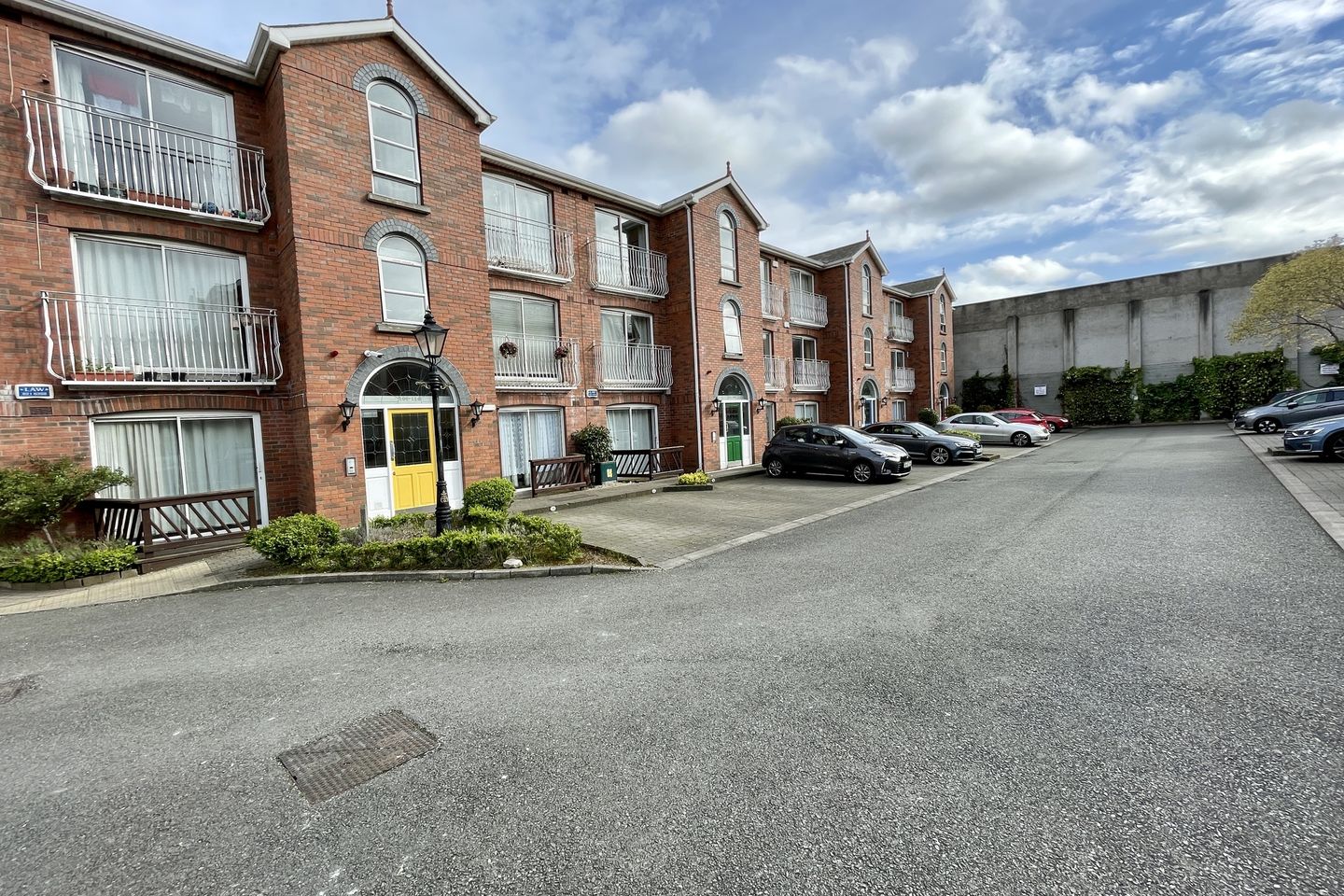 98 Derrynane Square, Dorset Street Lower, Phibsborough, Dublin 7