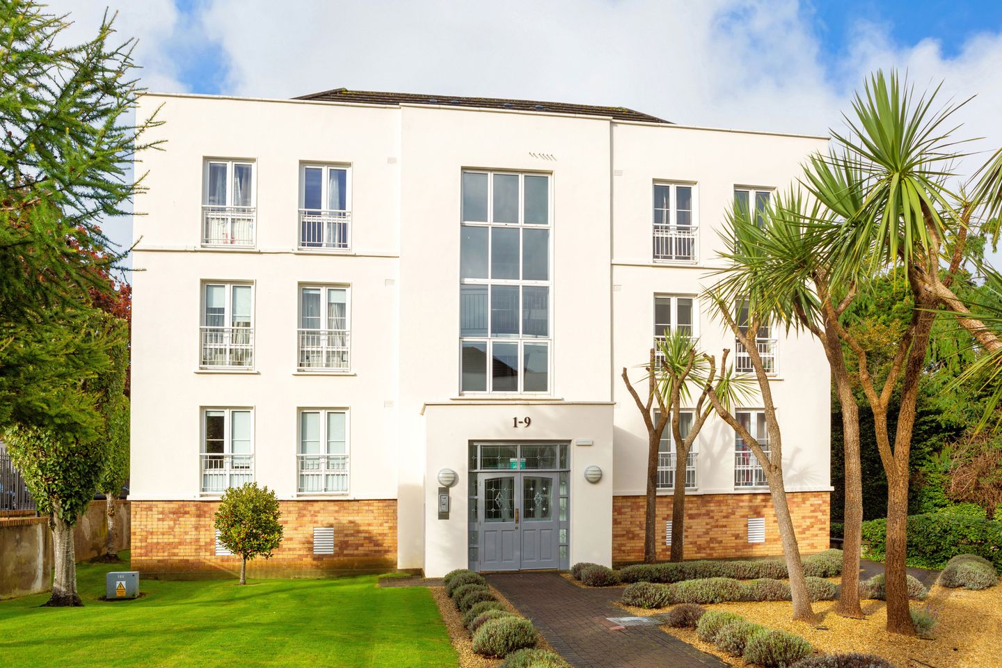 5 Avoca Hall, Avoca Park, Blackrock, Co. Dublin, A94HH63 is for sale on