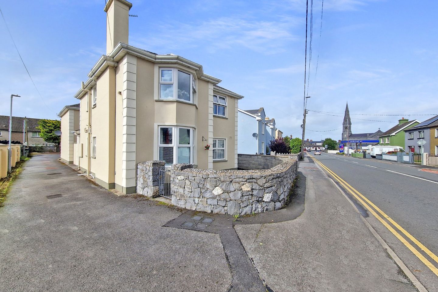 2 Clare Villas, Clare Road, Ennis, Co Clare, V95V634