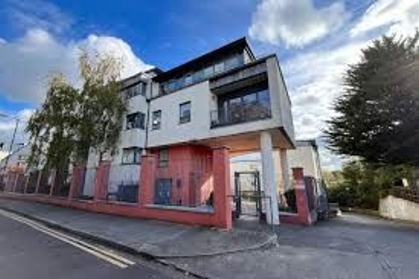 metropolitan apts, Kilmainham, Dublin 8
