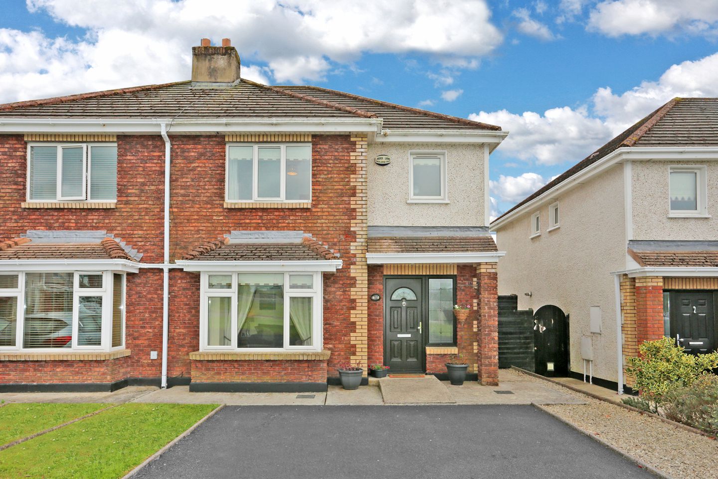 166 Shannonvale, Old Cratloe Road, Limerick, Ennis Road, Co. Limerick