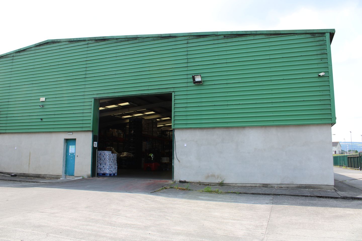 Commercial property for rent in Unit 4 Barrowside Business Park