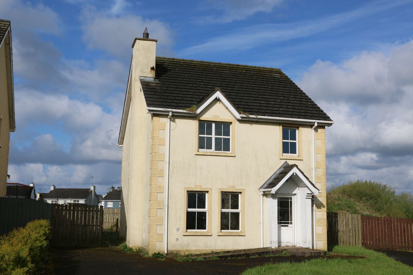 15 Hawthorn Hill, Newtown Cunningham, Co. Donegal, F93RP02 is for sale