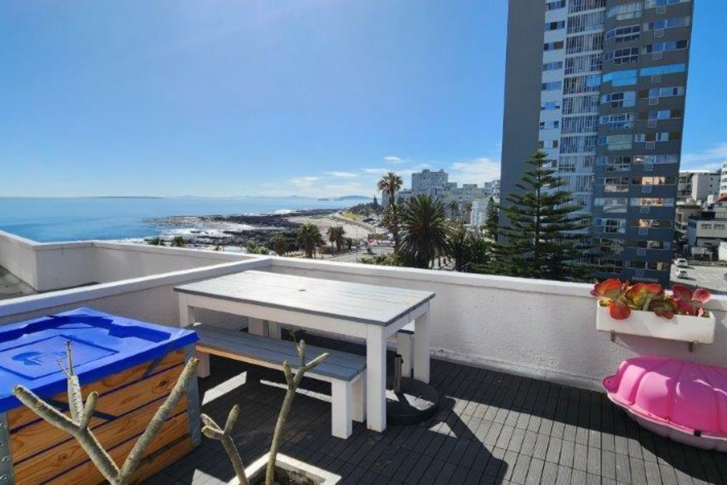 Luxury 2 Bed Apartment For Sale In Sea Point Cape Town South Africa