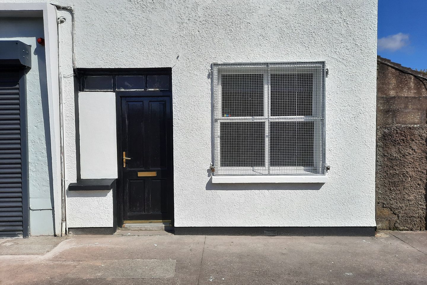 Commercial property for rent in 74 Tory Top Road, Ballyphehane, Co. Cork