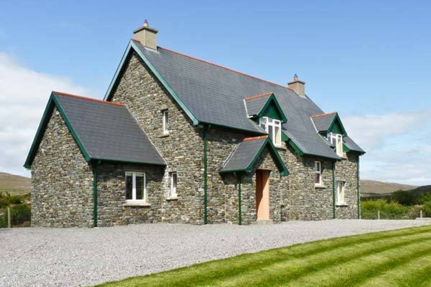 Ref. 10889 Kiltymon Cottage, Rossnacaheragh, Ahaki, Bantry, Co. Cork