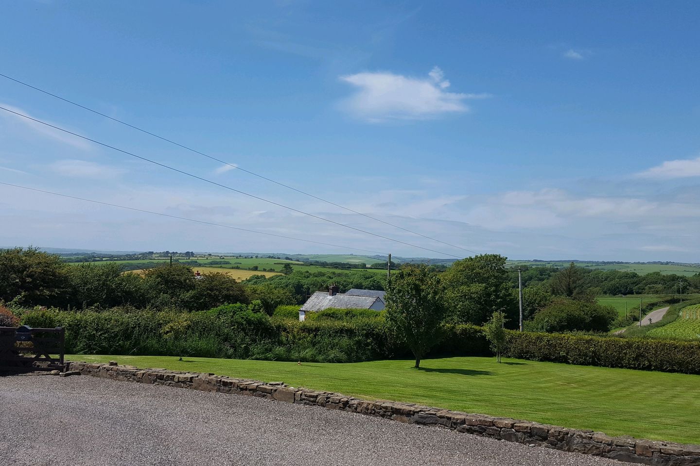 Woodview Knockleigh , Belgooly, Co. Cork