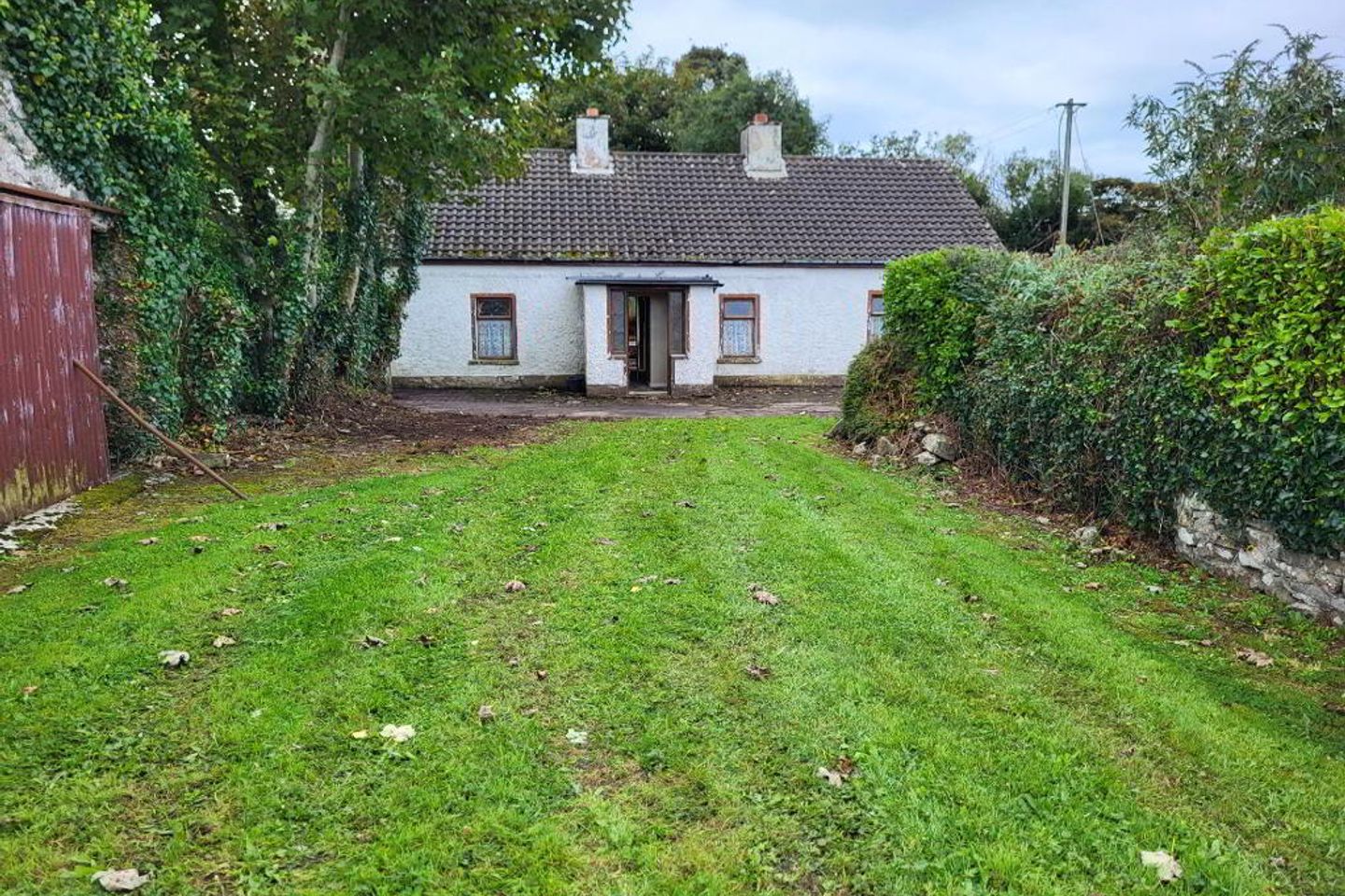 Ballincastle Cottage, Cliffoney, Sligo, Co. Sligo, F91PP49 is for sale