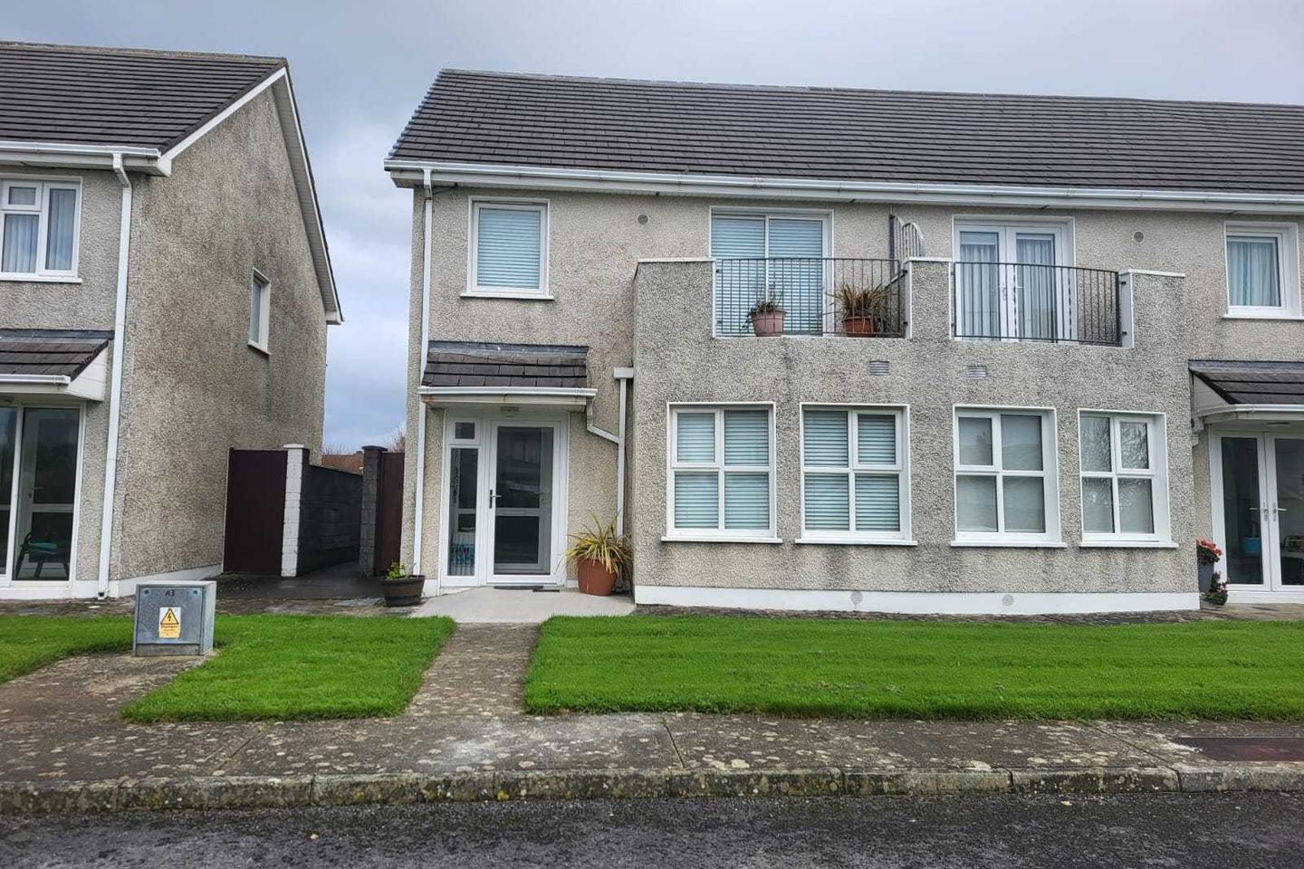 3 Victoria Park, Kilkee, Co. Clare, V15KD77 is for sale on Daft.ie