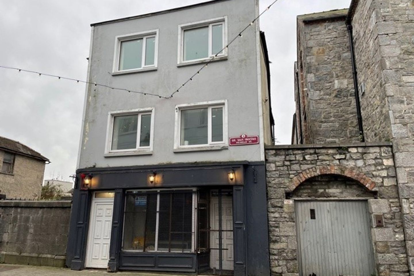 Commercial property for rent in 19 Nicholas Street, Limerick City, Co