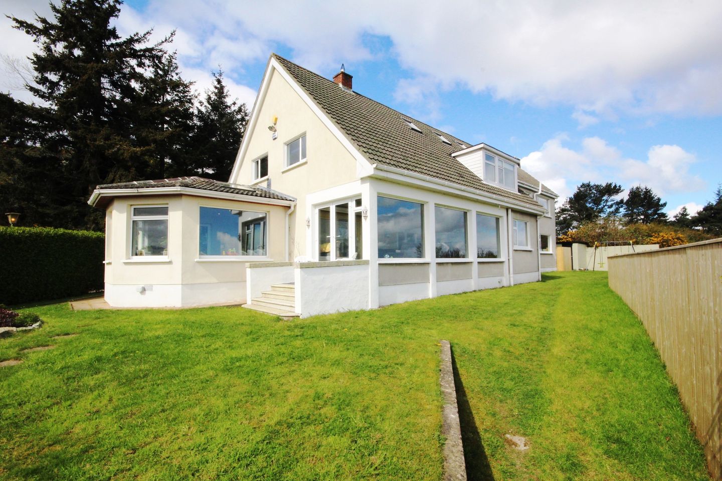 Clifftops, Woodside Road, Sandyford, Co. Dublin
