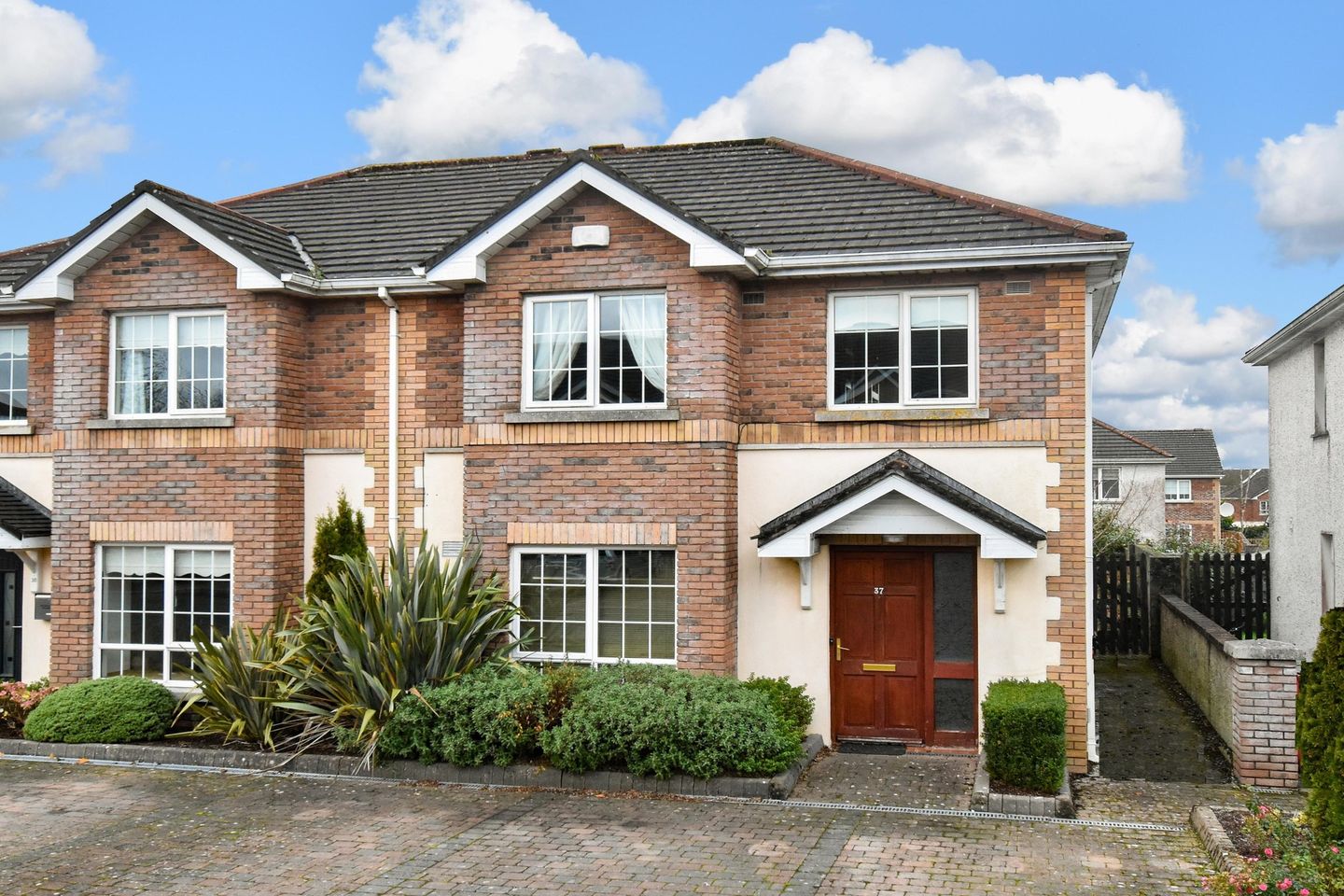 37 An Fiodan, Doughiska, Co. Galway, H91HH5V is for sale on Daft.ie