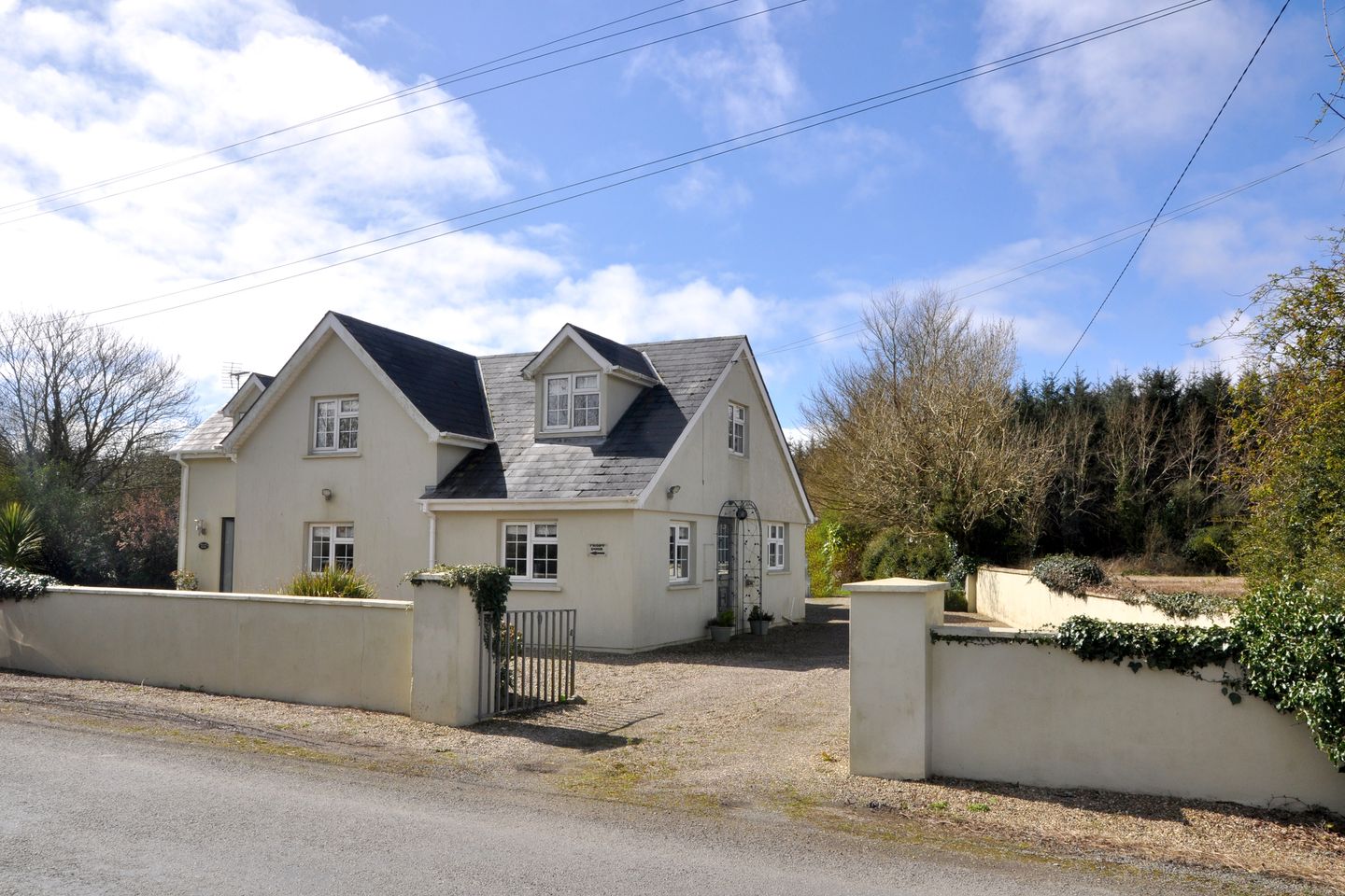 Delour House, Halseyrath, Duncormick, Co. Wexford, Y35NX88 is for sale