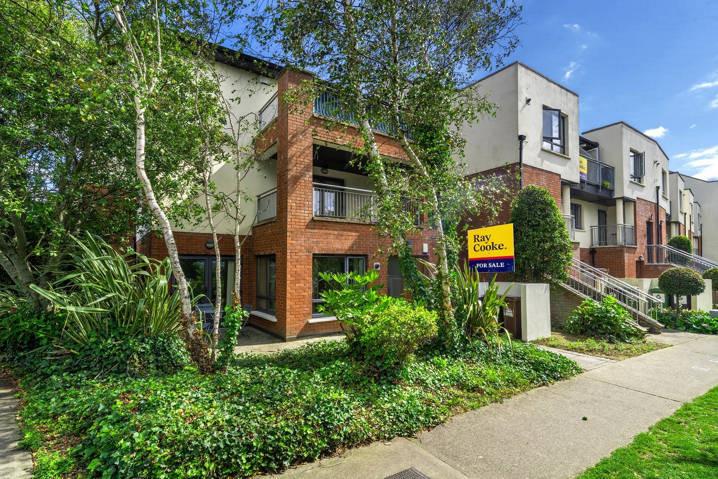 1 Rosse Court Avenue, Lucan, Co. Dublin