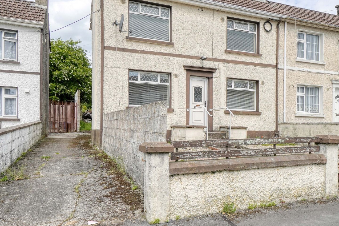 37 Saint John's Square, Portlaoise, Laois, R32T1HW