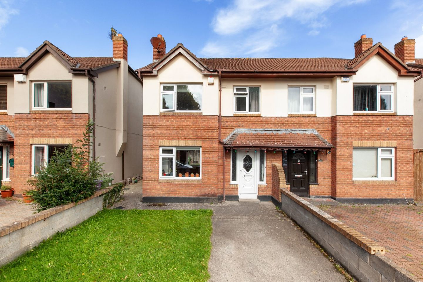 16 Elmwood, Clonsilla, Dublin 15, D15E2RW