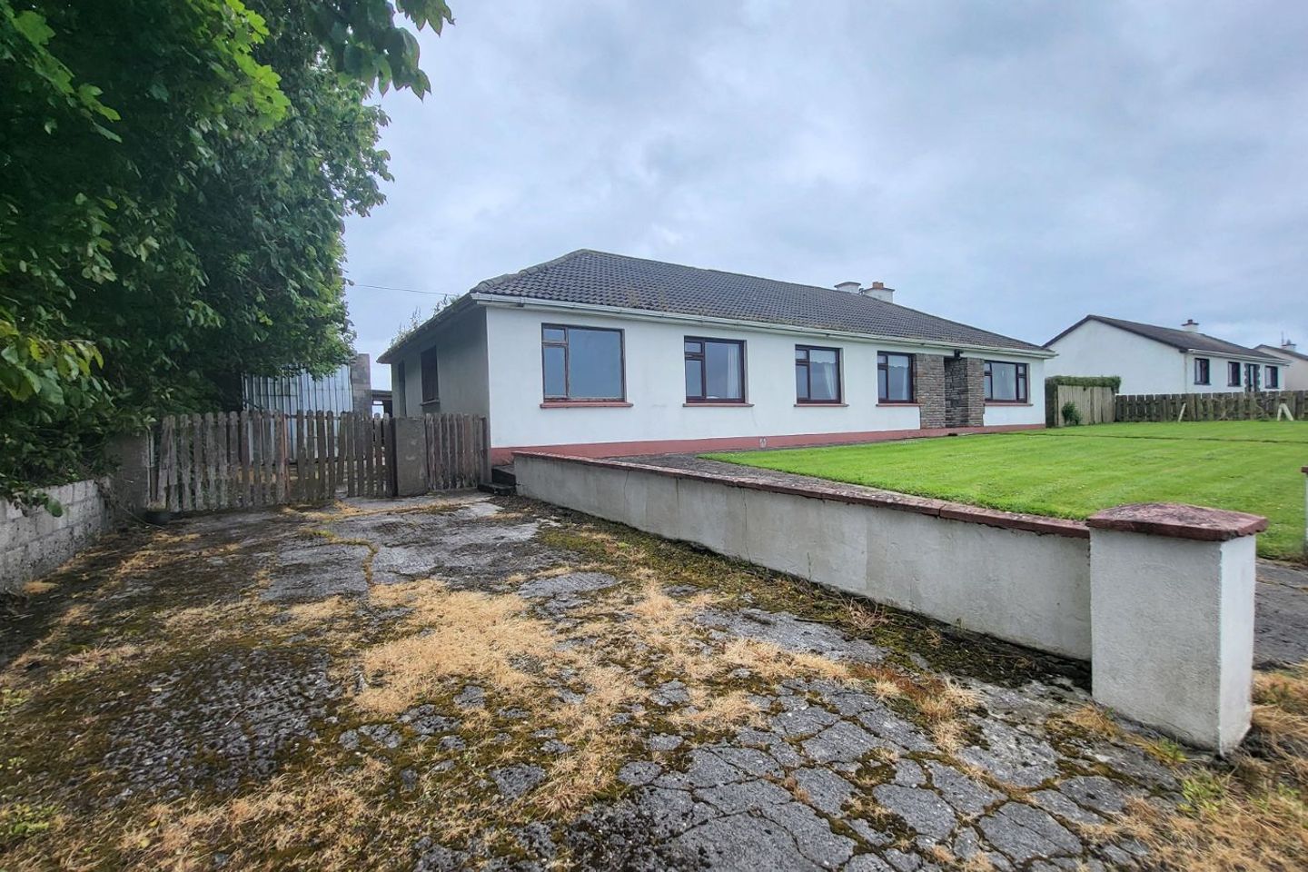 Cloonaderavally, Inniscrone, Enniscrone, Co. Sligo, F26WA25 is for sale