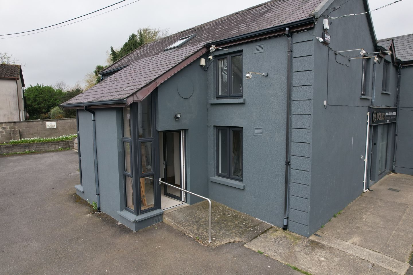 Commercial property for rent in Wellbrook House, Railway Road, Gorey