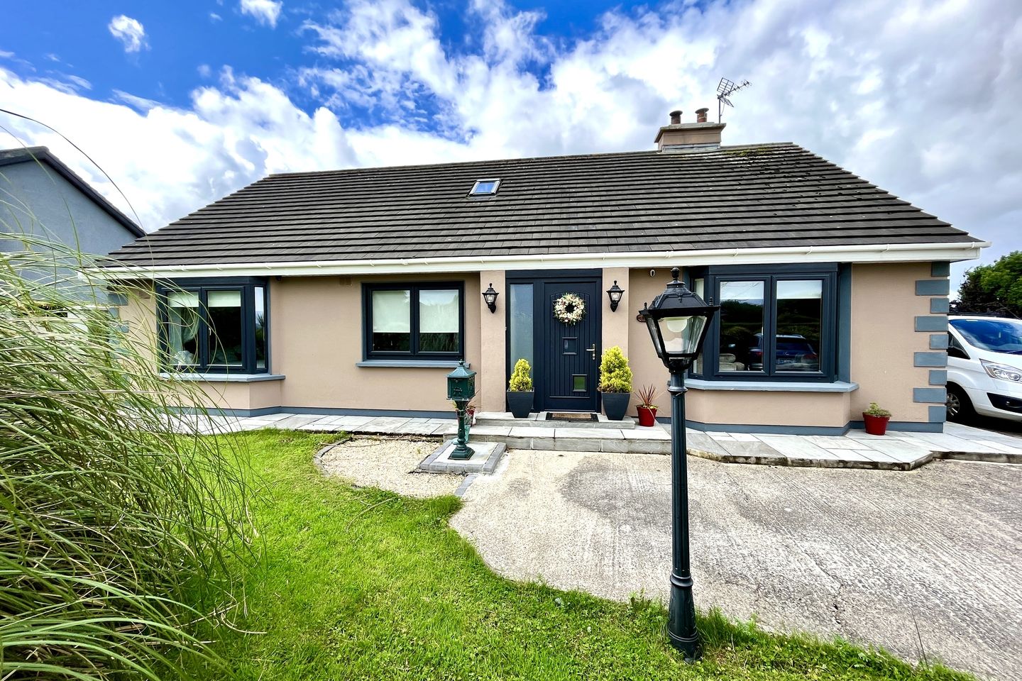 Hillcrest, Tonavane, Tralee, Co. Kerry, V92F2V0 is for sale on Daft.ie
