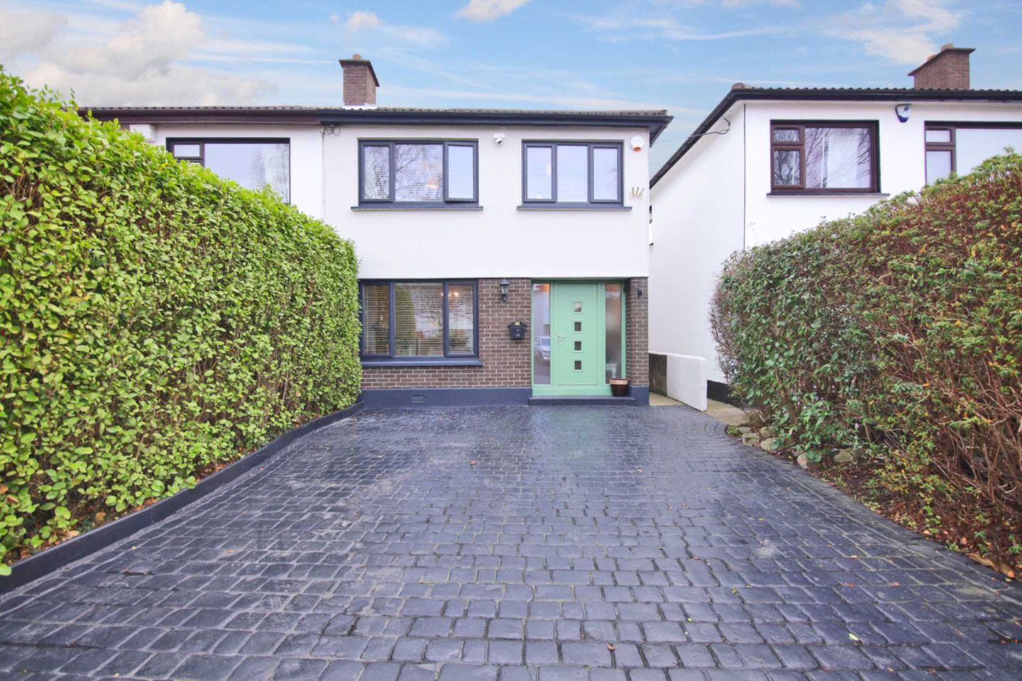 26 Castleknock Grove, Castleknock, Dublin 15, D15VX09