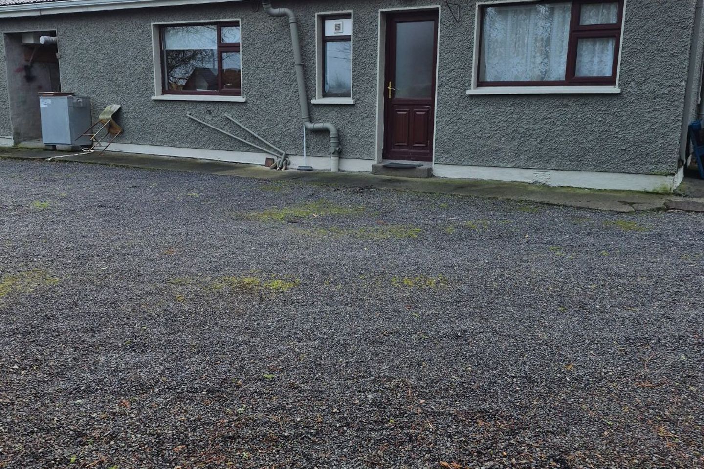 high road Durrow , Tullamore, Co. Offaly