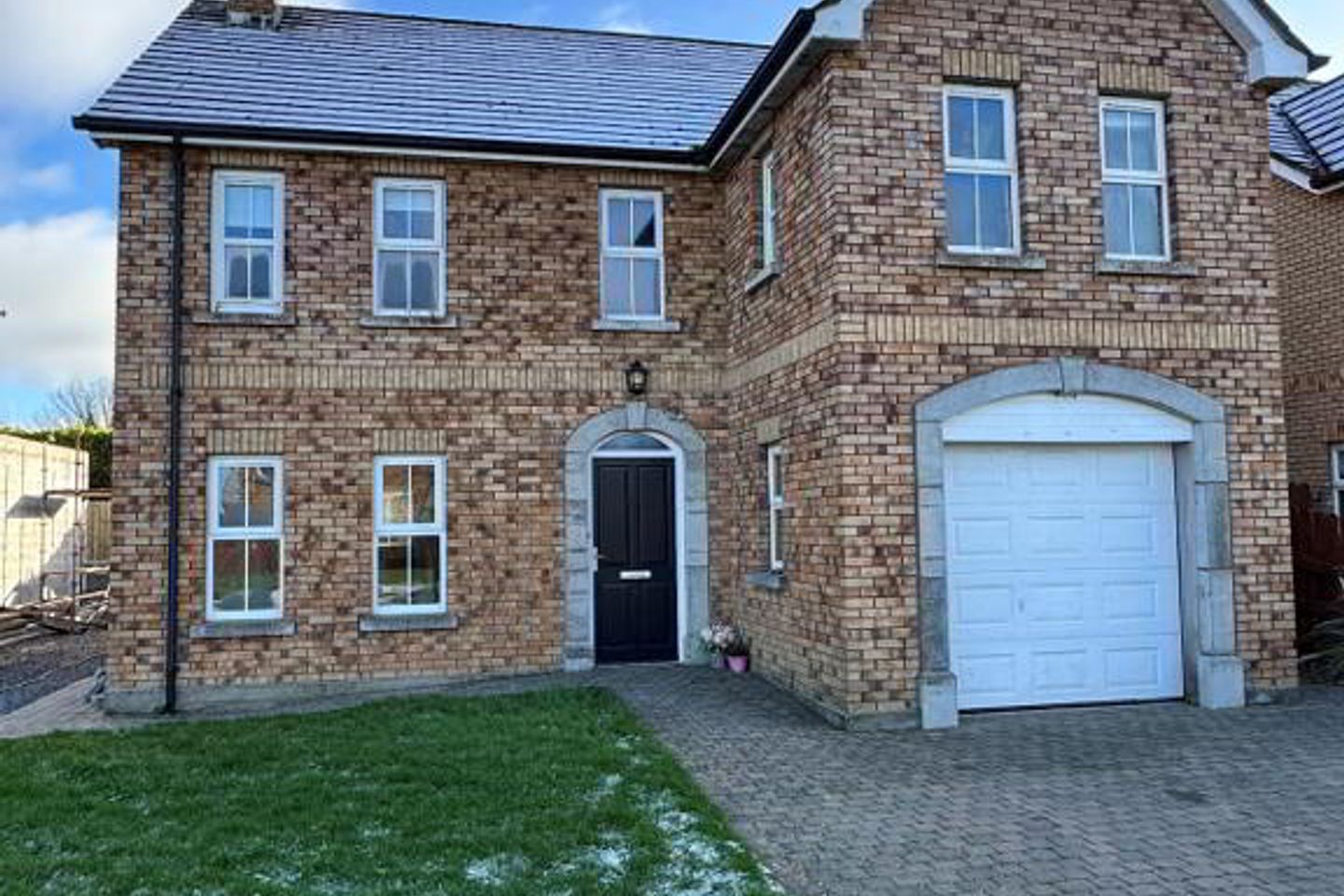 No. 2 Ros Cluain, Carrickmacross, Co. Monaghan, A81KV70