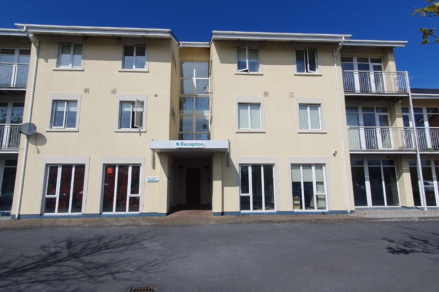 38 Block A, Hawthorn Village, Castlebar, Co. Mayo, F23H395