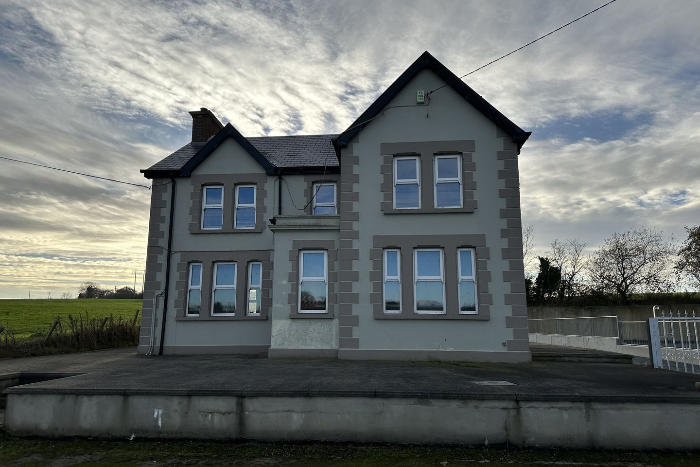 3 bed house at Sallybrook, Manorcunningham, Co. Donegal