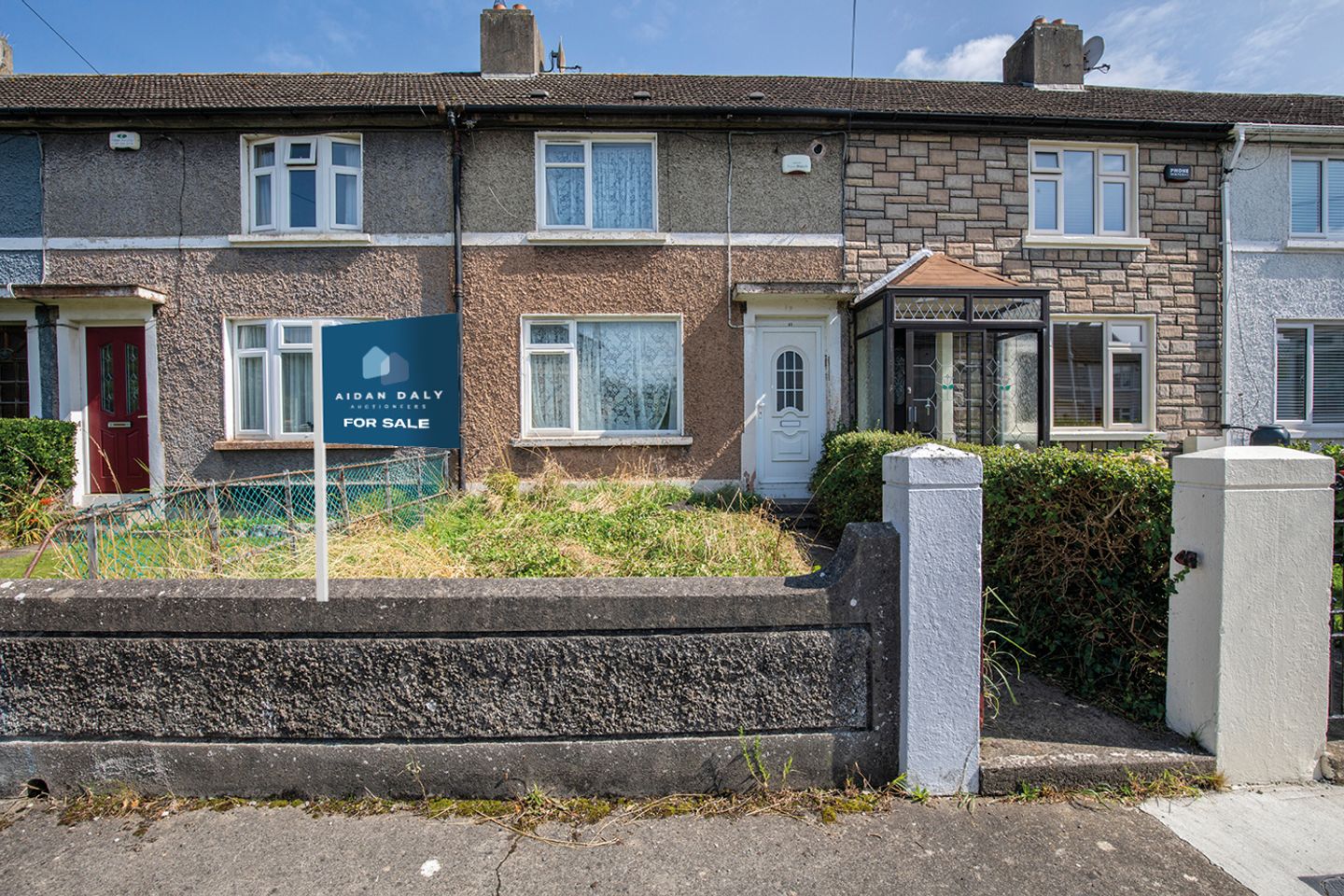 25 Ellenfield Road, Whitehall, Whitehall, Dublin 9, D09RD25 is for sale