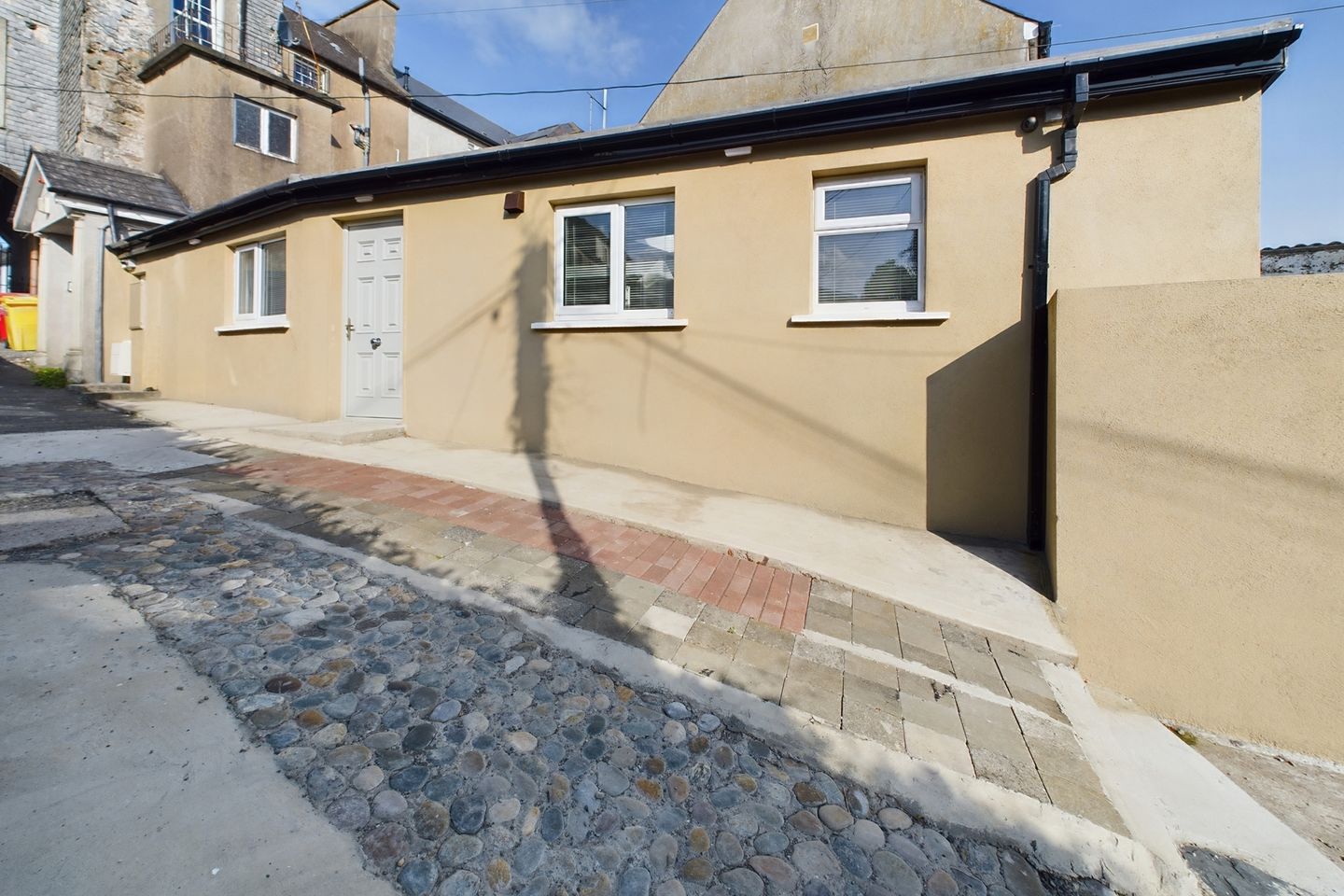 47A Main Street, CarrickonSuir, Co. Tipperary is for sale on Daft.ie