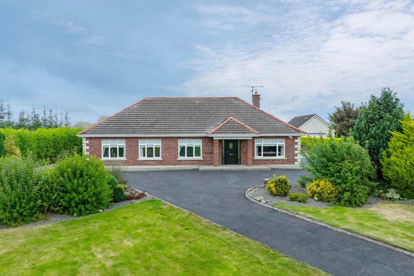 1 Lakeview, Corfeehone, Poles, Cavan, Cavan Town, H12H342