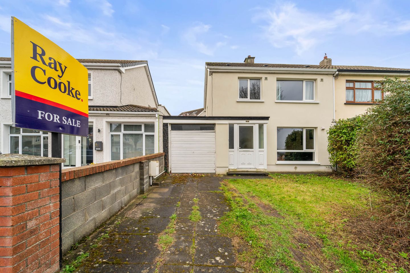 22 Tymon Close, Oldbawn D24 EY95, Tallaght, Dublin 24 is for sale on