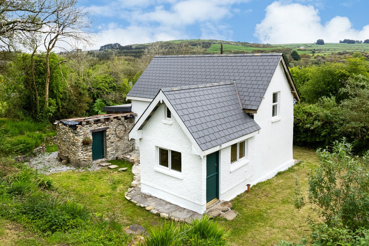 Ballyvelone West, Enniskeane, Co. Cork, P47ER28 is for sale on Daft.ie