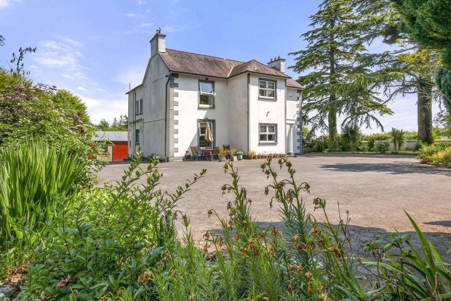 Old Parochial House, Robinstown, Glenmore, Co. Kilkenny, Y34D564 is for