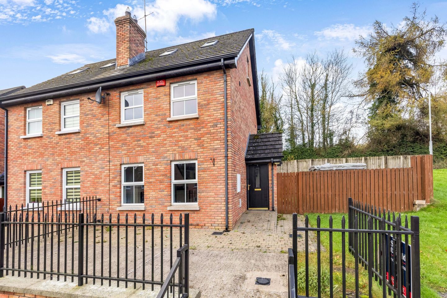 1 Millbrook,, Milltown,, Co. Monaghan, H18EA33