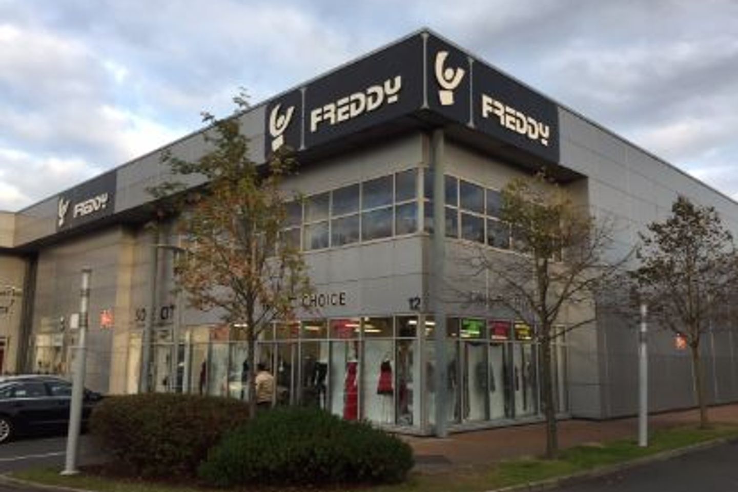 Commercial property for rent in Fashion City,Ballymount Road Upper,Dublin 24, Kilnamanagh, Dublin 24