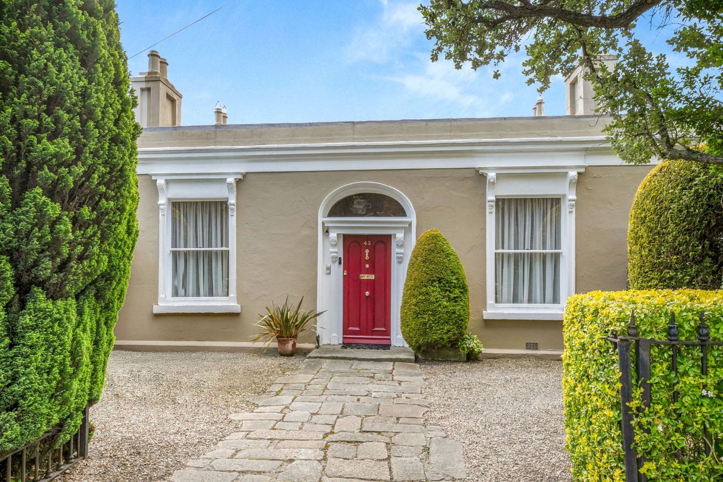 43 Sandymount Road, Sandymount, Dublin 4, D04V207
