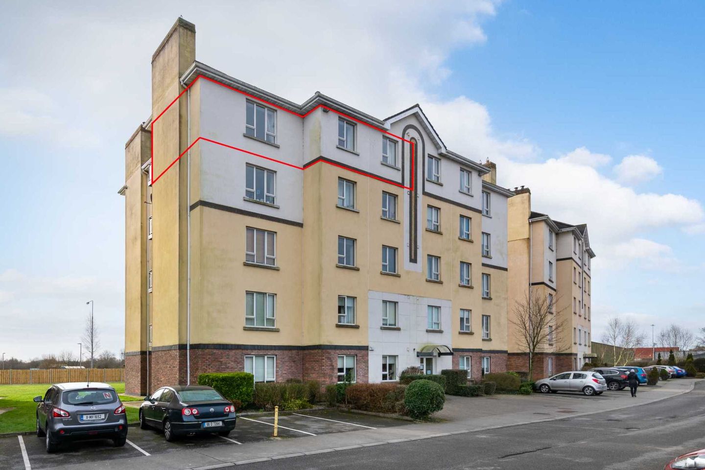 20 Carnagh House, Ard Ri, Athlone, Co. Westmeath, N37H526 is for sale