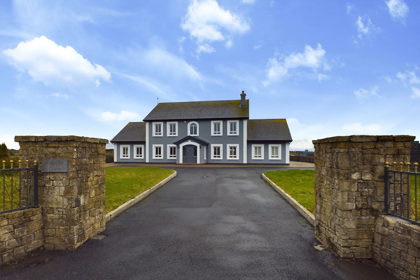Ard Glen House, Carnmore West, Carnmore, Co. Galway, H91X6X4