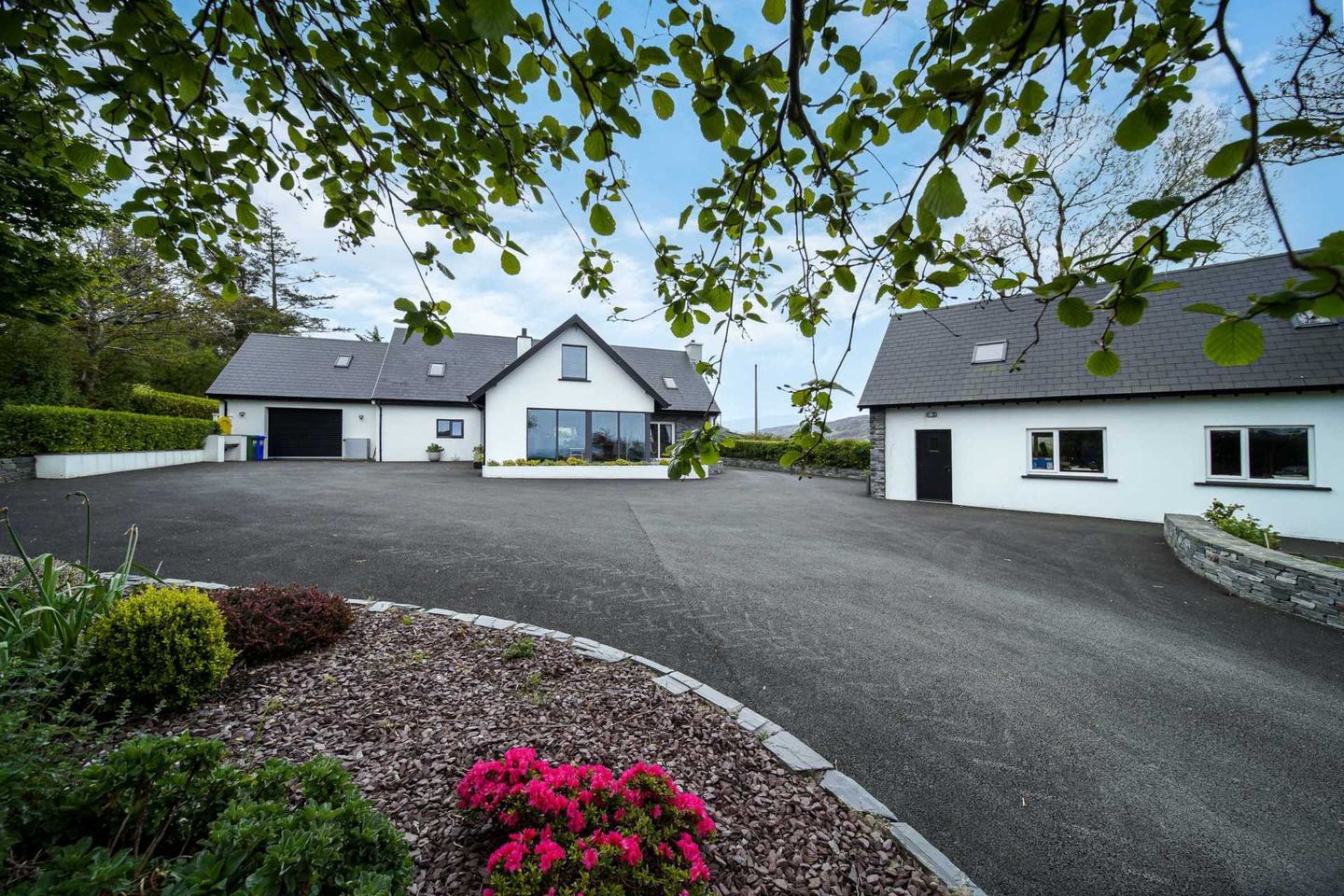 High Glen, Carrigart F92 RH76, Glen, Co. Donegal, F92RH76 is for sale