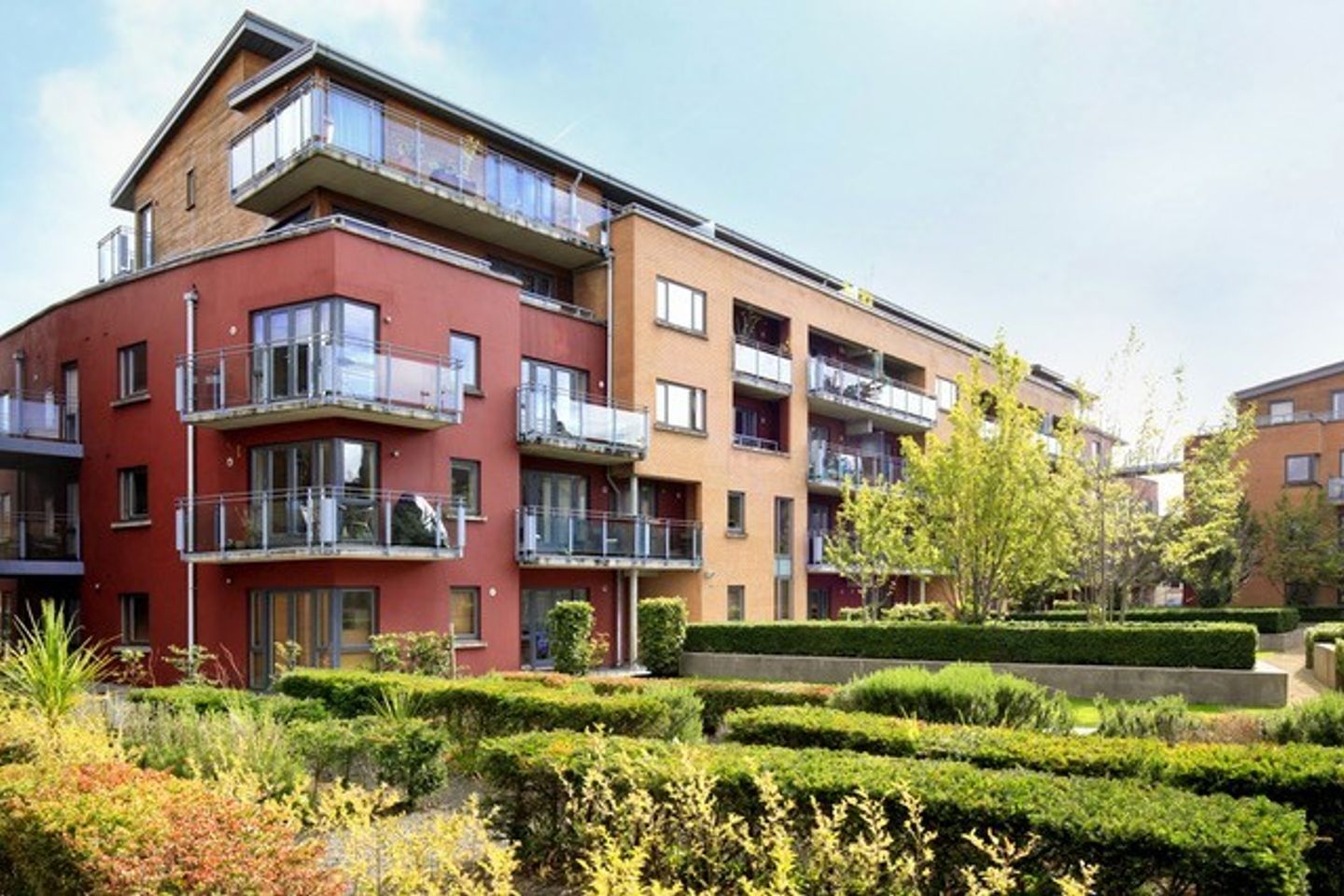Apartment 22, Les Blackrock, Co. Dublin, A94NN28 is for