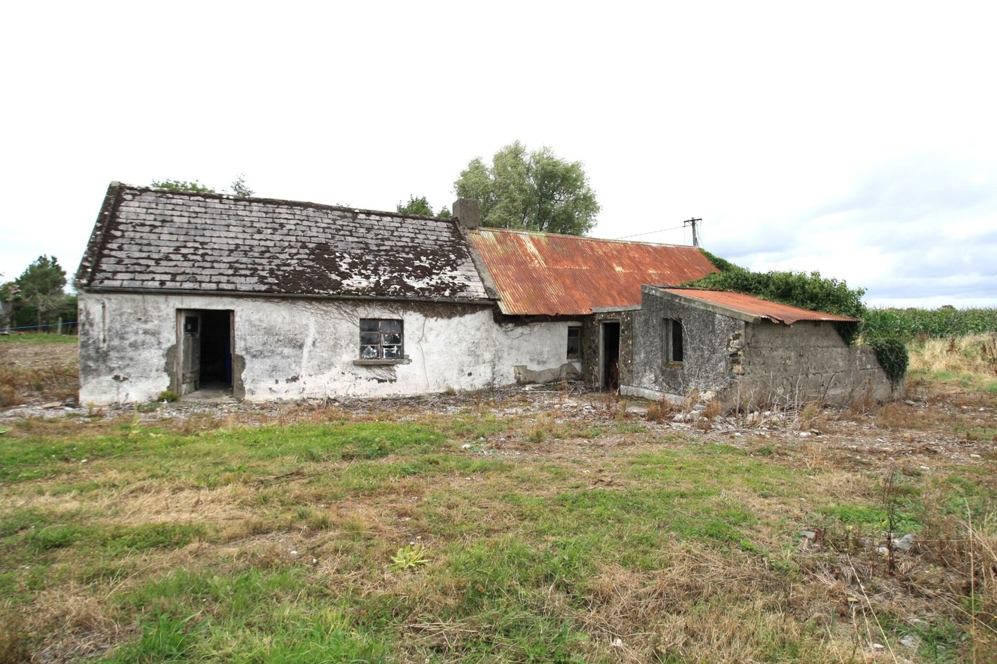 Derelict Cottage At, Garryhundon, Ballybar, Carlow