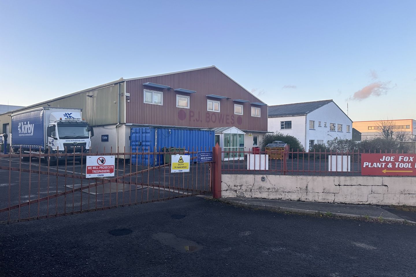 Commercial property for rent in Unit 23 NEWBRIDGE INDUSTRIAL ESTATE