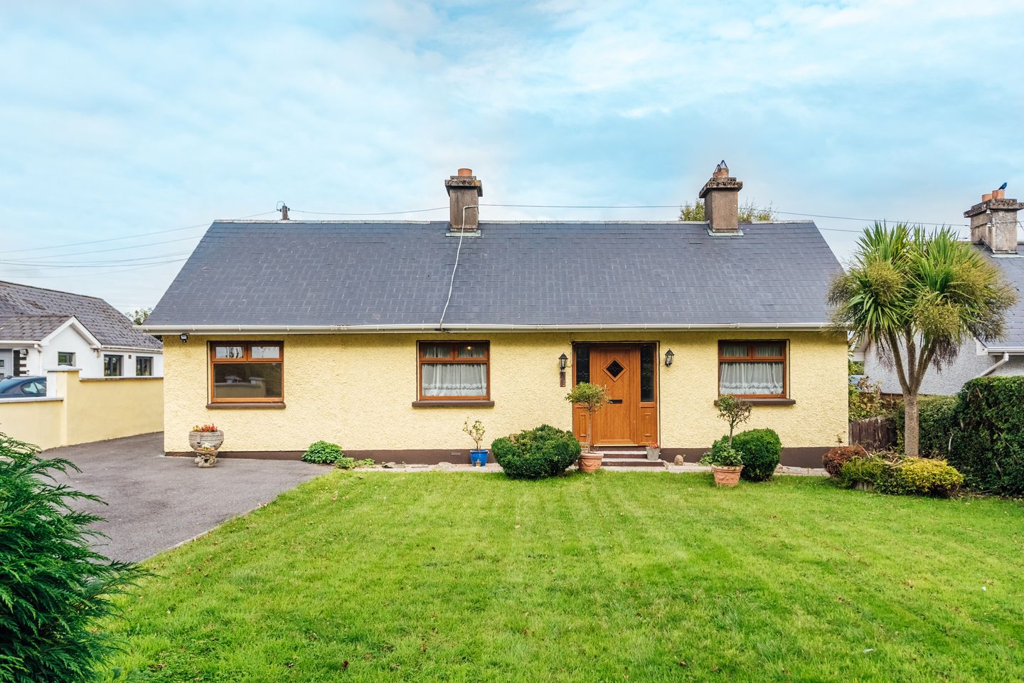 1285 Connolly Villas, Athgarvan, Athgarvan, Co. Kildare is for sale on