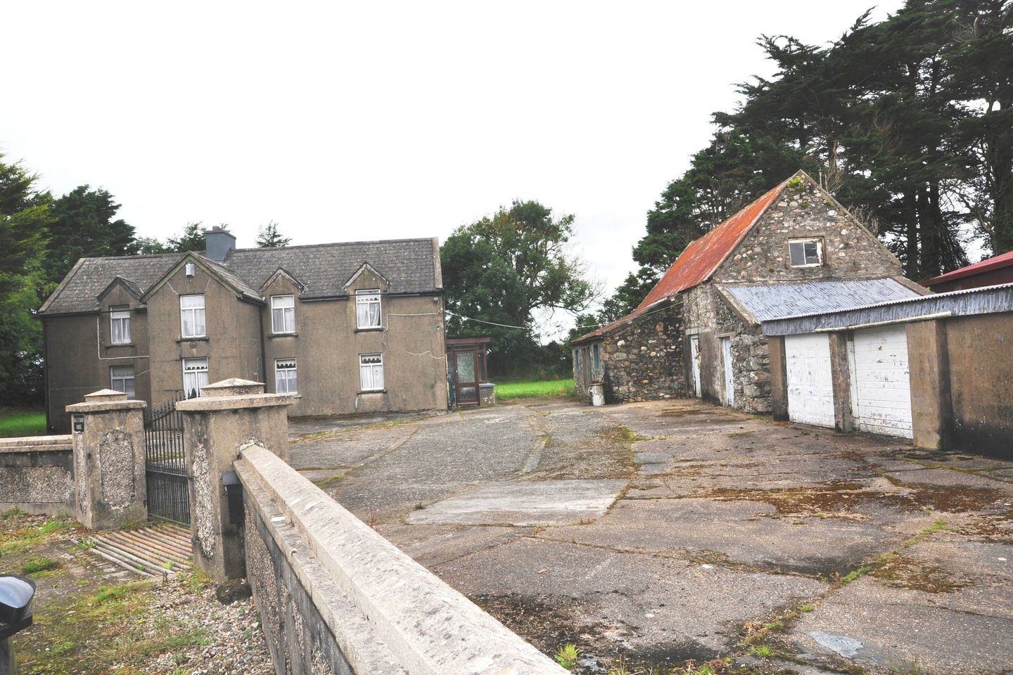 Ballyfrory House, Ballyfrory, Duncormick, Co. Wexford, Y35PV29 is for