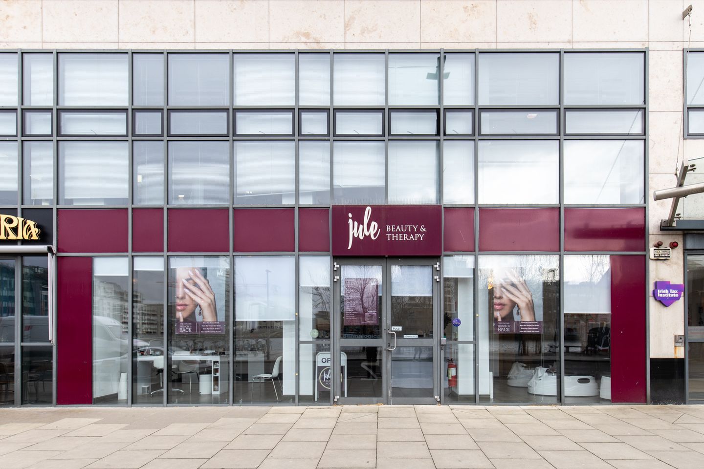 Commercial property for rent in Unit 2, Longboat Quay, Grand Canal Dock