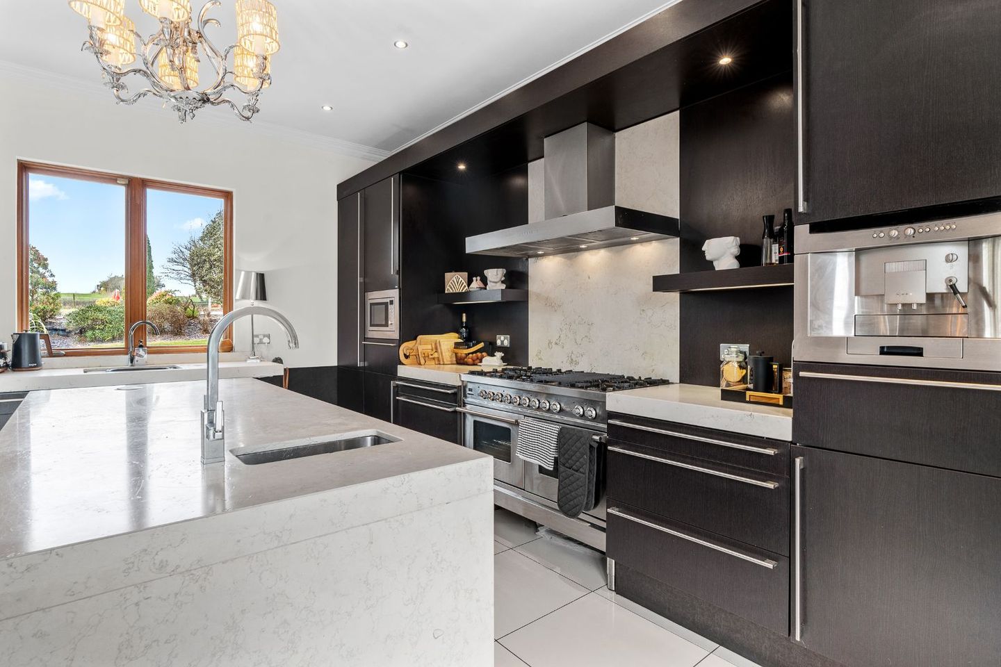 West Acre, Corran, Waterfall, Co. Cork, T12C4VC