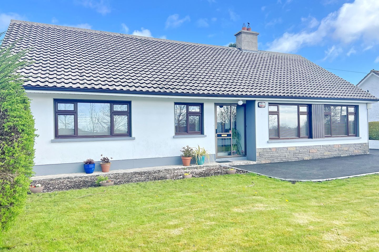 FRANK REGAN AND ASSOCIATES, Lough Ree House, Lanesborough, Co. Longford, N39C3H0