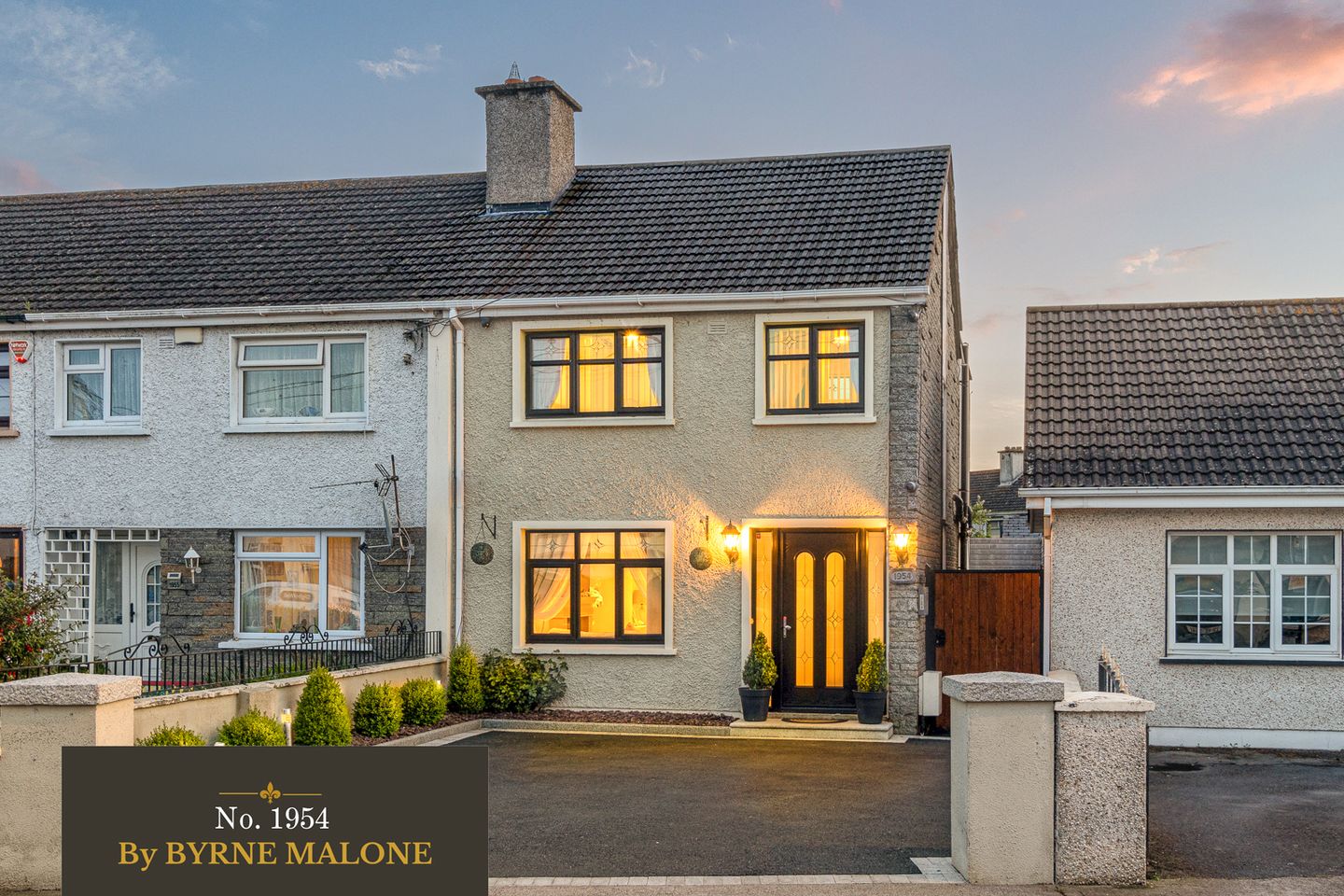 1954 Saint Dominic's Park, Newbridge, Co. Kildare, W12NT20