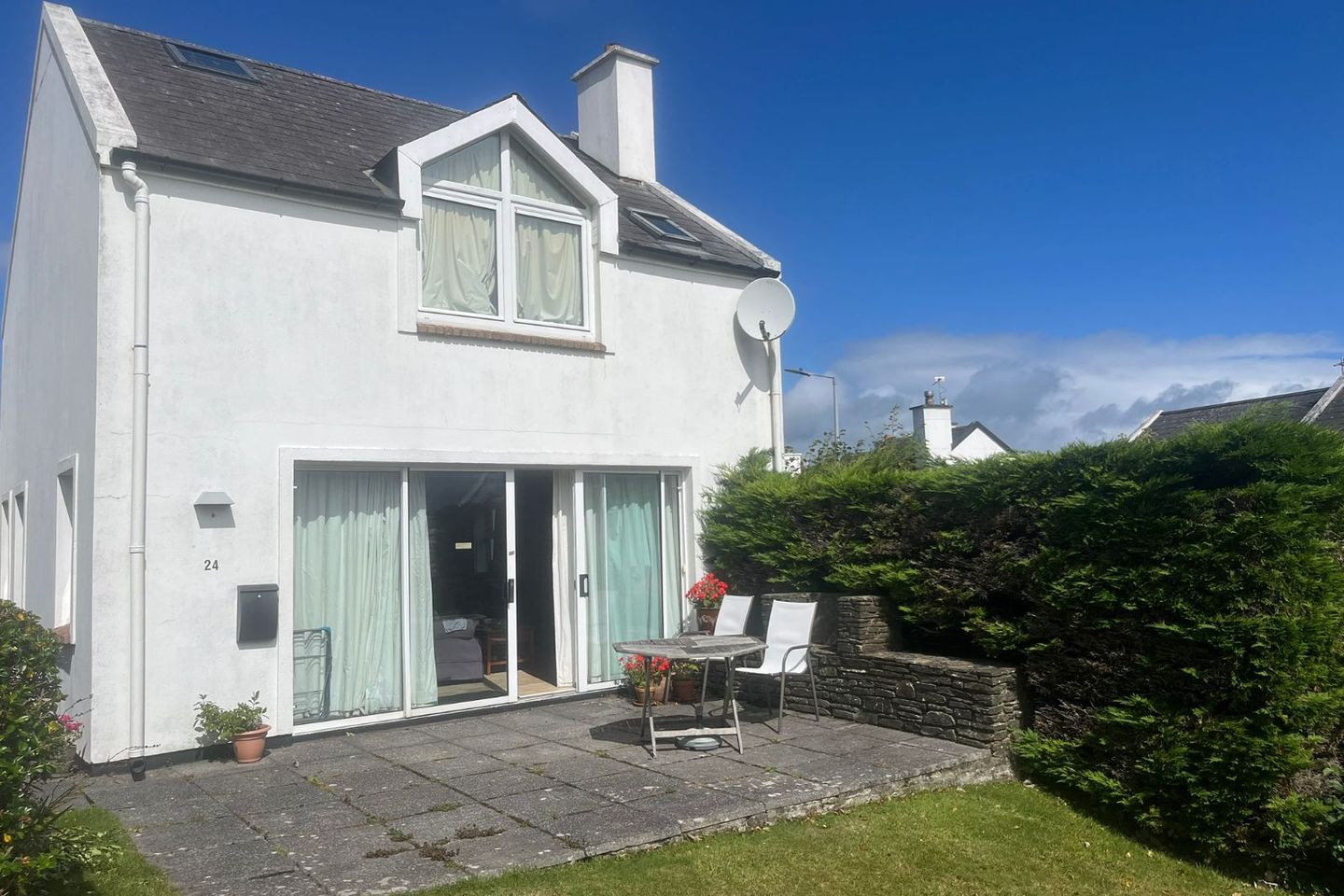 Bullfinch Cottage, 24 Celtic Cottages, Colla Road, Schull, Schull, Co. Cork, P81HH00